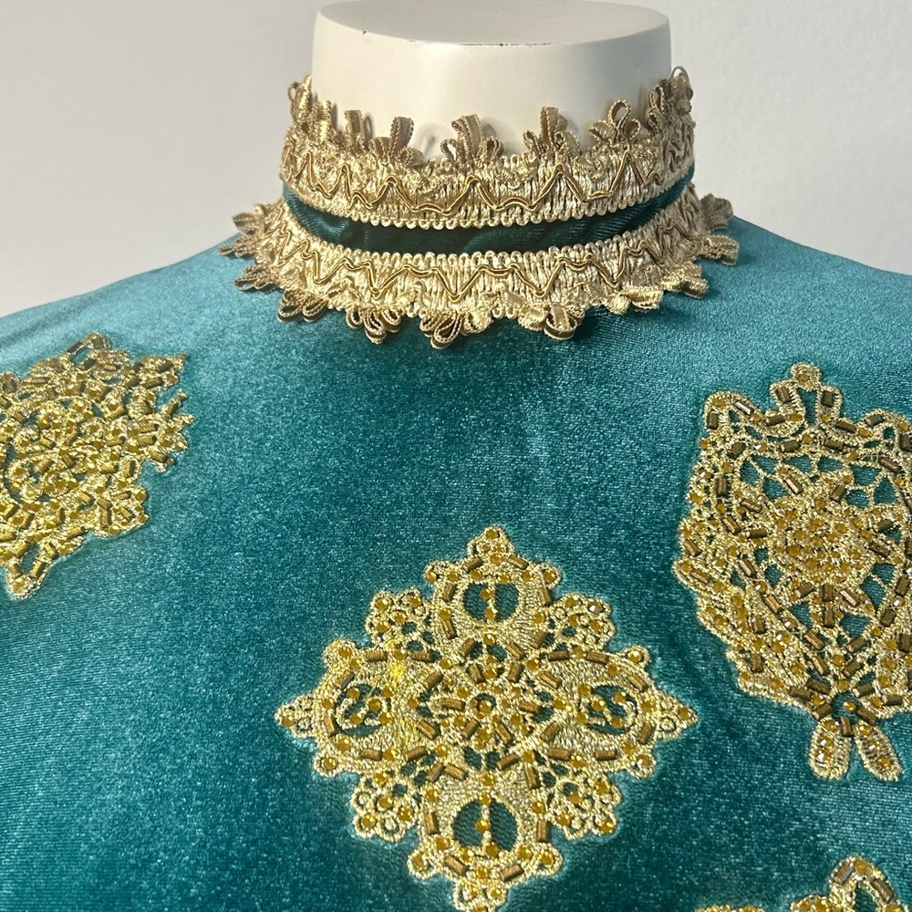 Tadashi Shoji Green Velvet Full Length Long Sleeve Gown sz L - Picture 10 of 13